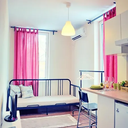 Aparthotel Easyapartments On Samuil Str *